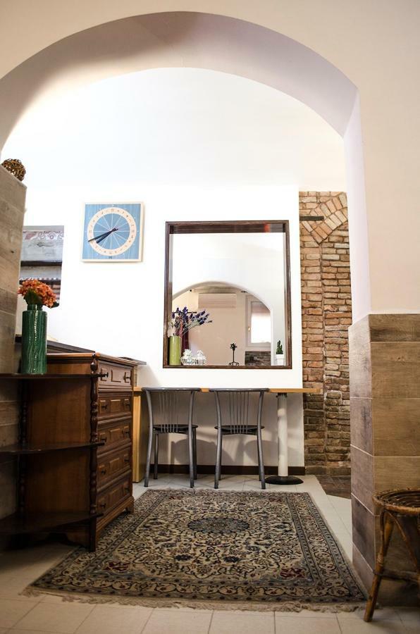 Medieval Central Apartment Bologna Eksteriør billede